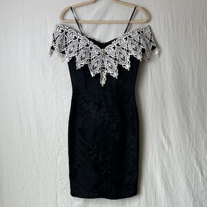 white lace black dress Leely Women A-Line Applique Mother of the Bride Lone Sleeves Maxi Formal Dress or simply want to defy the norm with a non Black and White Floral Wedding